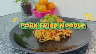 Fried Noodle with Pork in simple way, Home cooking session!