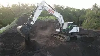 The E220 Delivers Big Results | Bobcat | Large Excavator | Spotlight