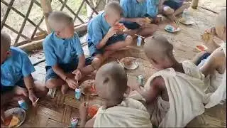 East kameng Nyubu Nyvgam Yerko School, student's , students are prayer before eat food 👌👌