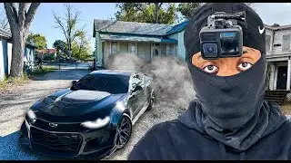 Проскальзывая по каждому углу в траншеях на своем Camaro ZL1
