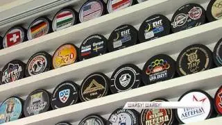Ярославец собрал уникальную коллекцию шайб
