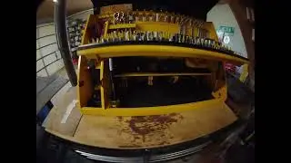 Montezuma Dewalt Triangle tool box