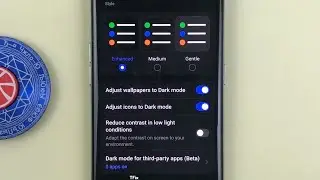 При переключении в темный режим на OPPO Reno8 T 5G под управлением Android 14 обои темнеют.