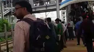 Train accident at kurla station