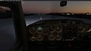 Microsoft Flight Simulator 2020 - Cessna 152 Landing at LYVR (Vrsac, Serbia) at dusk .