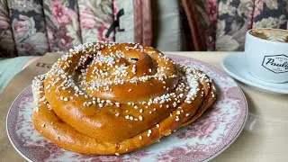 Have you eaten the biggest cinammon bun in Haga Gothenborg?#Shorts