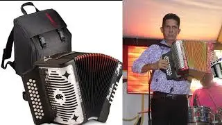 Aris Ramos y Humberto de León