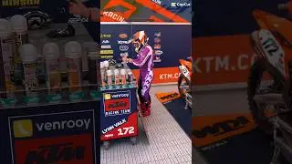 Few minutes before the start with Lynn Valk   #lynnvalk #mxgp #motocross #wmx #mxwomen