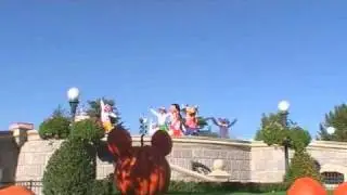 Disneyland Paris - Disney Showtime Spectacular (October 2010) 1/2
