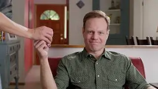SAM HEYN: ACTOR - D&E Mitsubishi: Easy Chair