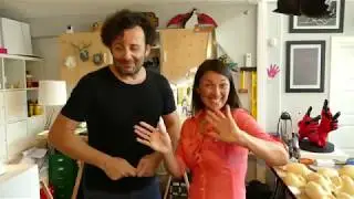 Tasarazzi heykeltraş yönünü kurcalamak için Erdil Yaşaroğlu'nu Atölyesinde ziyaret etti