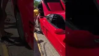Ferrari testarosa