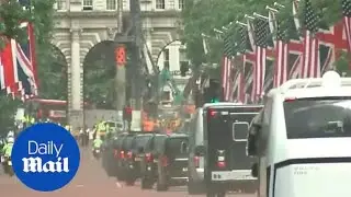 Streets cleared along Donald Trump's route to Westminster Abbey