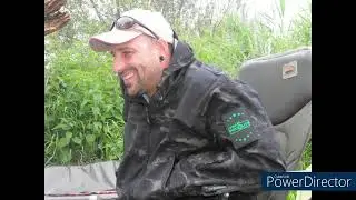 coup du soir en rivi&egrave;re en bordure