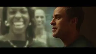 Диснеевский &laquo;Геркулес&raquo; в Лондоне &mdash; посмотрите, как Люк Брэди поет песню &laquo;To Be Human&raquo;.