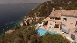 Villa Plus - Fall in love with our holidays from every single angle...