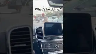 What&rsquo;s he doing 😡 #cars #fypage #comedy #shorts #autos #mmbm