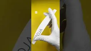 Which is the correct way to hold a nail file? 💭www.rojaprofessional.com #nailfile #nail #manicure