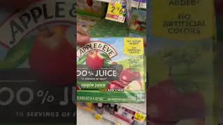 Water is the ultimate juice box! Most juice boxes are packed with way too much sugar #healthyfamily