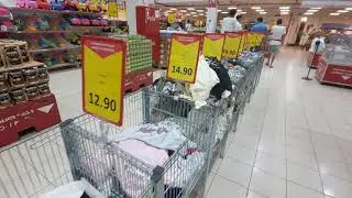 The largest supermarket in Batumi | Carrefur, wendys, zoomer