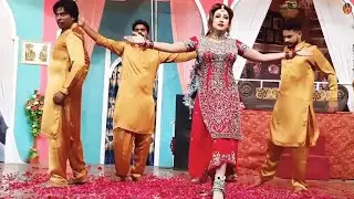 Warda Shah - awein te nai dhola tere piche ani aa / songs universe /