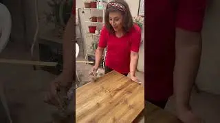 Mi mam&aacute; me restaur&oacute; un escritorio para mi cuarto ✨ #handymum #restauraci&oacute;nencasa #decorstyle