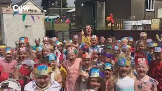 Pen-blwydd Hapus Cyw! | Happy Birthday Cyw!
