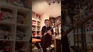 Steve Vai ‘s Die to Live