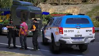POLÍCIAL FICA SURPRESO COM O QUE ENCONTRA COM CAMINHONEIRO | PMERJ - POLICIA NO GTA 5