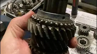 Engine Club Episode 4 Kevin&rsquo;s gearbox, Part 3 Inspection