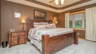 3459 Village Run Drive, Des Moines, IA 50317