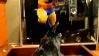 Bowen Designs Wolverine Original Action Version statue Review
