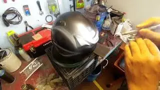 PAWS21ART.COM: Helmet kamil