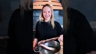 Готовим крабовый салат из гигантского камчатского краба | Большая еда