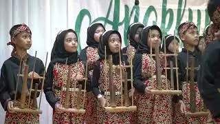 LOMBA ANGKLUNG SEJUTA KEJUTAN - #AleenaVlog