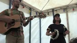 TRACYANNE & DANNY - It can't be love unless it hurts (acoustic) (Live @Indietracks) (27-7-2019)