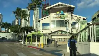 Downtown Miami Shuttle Waiting At Bayside Marketplace To Enter Port Miami