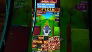 Huff And Even More Puff Mansion Bonus! #huffandpuff #slots #casino #maxwin #highroller #bigwin