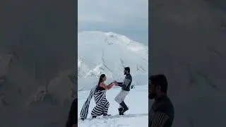 Feel the song❤️❤️#love #jannatkashmir #mountainswiev #youtubeshorts #couple #explore #kashmir