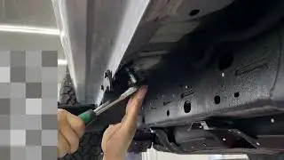 How to install the side door bars running boards on Ford Bronco