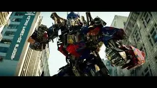 Transformers 1 - Sam Running with the cube