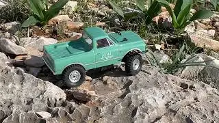 Axial scx24 chevrolet medium terrain - Test in real conditions