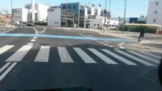 Cyklist til h&oslash;jre for r&oslash;dt p&aring; Teglholmen