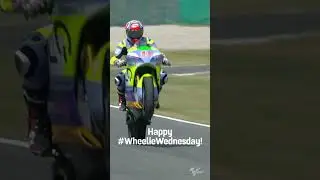 Happy #WheelieWednesday from our #MotoE alumn Matteo Ferrari! 🏍⚡️