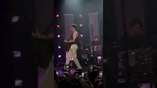 joshua bassett playing the guitar during lie lie lie | los angeles, ca n2
