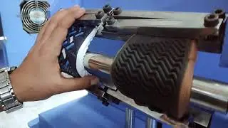 Bennewart flexing test in shoe #shoestesting #footwear