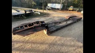 1995 Trail King TK100HDG-483 50-Ton Triple Axle Detach Lowboy