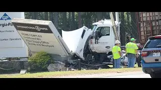 Accident involving two semi trucks shuts down Alabama Highway at International Paper
