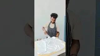 this is 6 kg square shape of cake this cake flavour is pineapple and strawberry customise cake