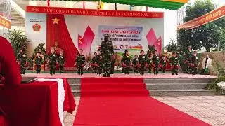 PTTC: Đi trong đường hẹp , b&ograve; chui qua cổng Trẻ 4-5 tuổi 
